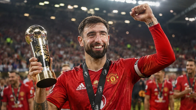برونو فرنانديز هو أفضل لاعب في الدوري الإنجليزي الممتاز لموسم 2025/2026.