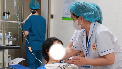 Hy hữu thiếu nữ 17 tuổi vỡ nang buồng trứng trong đêm, 2 lít máu ngập ổ bụng