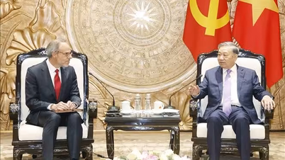 Tổng Bí thư, Chủ tịch nước Tô Lâm tiếp ông David Zapolsky, Phó Chủ tịch cấp cao, Giám đốc Pháp lý và Quan hệ Toàn cầu tập đoàn Amazon