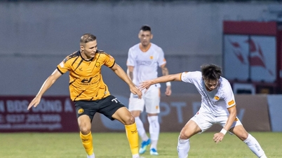Abdurakhmanov se redimió con un gol, mientras que Thanh Hoa compartió un emocionante punto con HAGL.