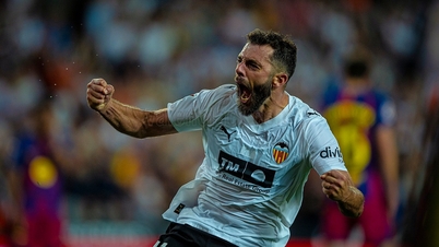 W ostatnim meczu sezonu Barca poniosła porażkę z Valencią.