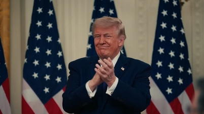 Trump afirma que el acuerdo con Irán "está negociado", Teherán lo niega.