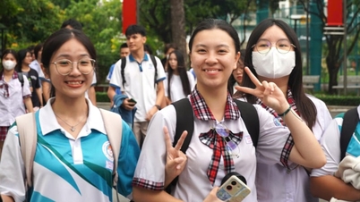 ผู้สมัครกว่า 170,000 คนเข้าร่วมการทดสอบความถนัดรอบที่สอง โดยมุ่งมั่นที่จะ "คว้า" คะแนนสูงเพื่อเข้าเรียนในมหาวิทยาลัย