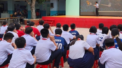 โปรดระวังการหลอกลวงที่เสนอโค้ดประจำตัวสำหรับการสอบเข้าชั้นมัธยมศึกษาปีที่ 4 ในเมืองโฮจิมินห์