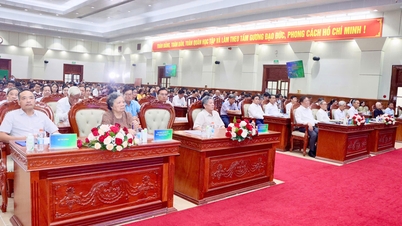 ແຂວງດົ່ງທາບປະກາດການປັບປຸງການວາງແຜນພັດທະນາແຂວງໃນໄລຍະ 2021-2030, ພ້ອມດ້ວຍວິໄສທັດຮອດປີ 2050.