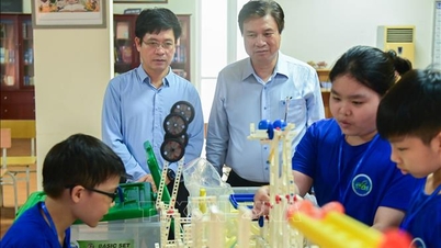 ການເຊື່ອມໂຍງ STEM ເຂົ້າໃນໂຮງຮຽນເພື່ອເສີມຂະຫຍາຍທັກສະເຕັກໂນໂລຊີດິຈິຕອນສຳລັບຄົນລຸ້ນໜຸ່ມ.