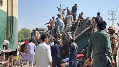 پاکستان: جعفر ایکسپریس ٹرین کو نشانہ بناتے ہوئے زوردار دھماکہ، 100 سے زائد افراد ہلاک۔