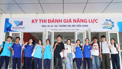Lebih dari 740 kandidat berpartisipasi dalam putaran kedua ujian penilaian kompetensi di Universitas Kien Giang.