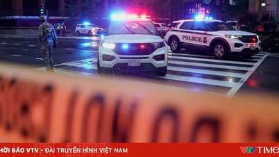 Tersangka yang melepaskan tembakan di dekat Gedung Putih ditembak mati.