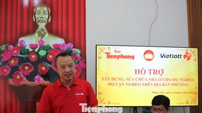 Vietlott a noviny Tien Phong darovaly 200 milionů dongů na výstavbu domů pro lidi v Dong Nai.