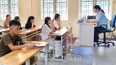 ហ៊ុងអៀន៖ មានបេក្ខជនជាង ៤២.០០០ នាក់ចុះឈ្មោះប្រឡងចូលរៀនថ្នាក់ទី ១០ នៅតាមវិទ្យាល័យសាធារណៈសម្រាប់ឆ្នាំសិក្សា ២០២៦-២០២៧។