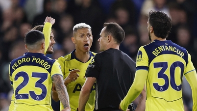 Tottenham vakler på randen av nedrykk: Bare én tabbe kan være katastrofal.