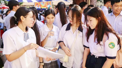 พิจารณาใช้ใบรับรองผลการเรียนสำหรับการสมัครเข้าเรียนชั้นมัธยมศึกษาปีที่ 4