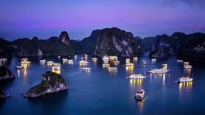 La baie d'Ha Long est un symbole touristique majeur du Vietnam sur la carte du tourisme mondial.