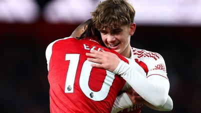 Arsenal vence Crystal Palace, jovem talento Max Dowman quebra recorde na Premier League.