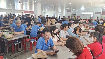 Viettel Dong Nai renforce la vérification des informations des abonnés mobiles dans ses établissements.