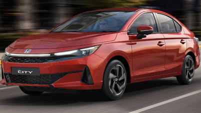 រថយន្ត Honda City ដែល​បាន​ធ្វើ​បច្ចុប្បន្នភាព​ថ្មី​នេះ មាន​រូបរាង​ខាងក្រៅ​ដែល​បាន​រចនា​ឡើង​វិញ និង​មុខងារ​បន្ថែម​មួយ​ចំនួន ដែល​កំពុង​រង់ចាំ​ការ​មក​ដល់​របស់​វា​នៅ​ប្រទេស​វៀតណាម។