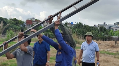 Distrik Tran Lam, Provinsi Hung Yen (dahulu bagian dari Kota Thai Binh) sedang membongkar bangunan ilegal di lahan pertanian.