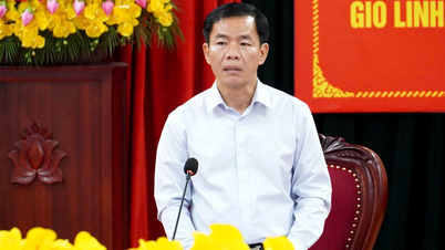 លេខាធិការបក្សខេត្ត បានធ្វើការជាមួយគណៈកម្មាធិការអចិន្ត្រៃយ៍នៃគណៈកម្មាធិការបក្សនៃតំបន់នានា លើភារកិច្ចនាពេលអនាគត។