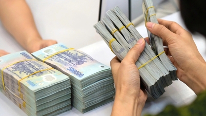 A margem de juros líquida (NIM) despenca, e as ações dos bancos entram em forte crise.