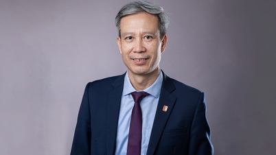 Profesor Le Anh Tuan menjadi Pengarah Universiti Sains dan Teknologi Hanoi.