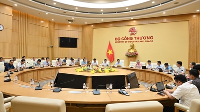 Bộ trưởng Bộ Công Thương Lê Mạnh Hùng: Điều hành linh hoạt, đẩy mạnh tiết kiệm điện, đảm bảo đủ điện trong mọi tình huống