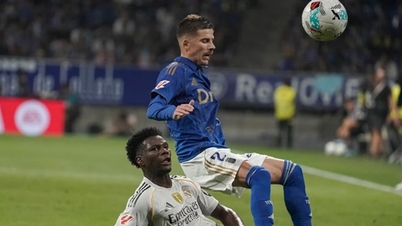 O Manchester United busca uma contratação bombástica de €100 milhões, enquanto o Liverpool faz uma oferta recorde por Yan Diomande.