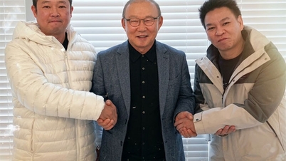Coach Park Hang Seo maakt een comeback als hoofdtrainer van een Thaise club.