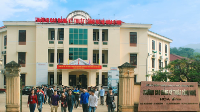 Fuziunea a 3 colegii din fosta provincie Hoa Binh.