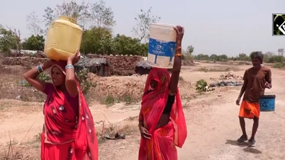 En Inde, la population est confrontée à des températures atteignant 45 degrés Celsius et à une grave sécheresse.