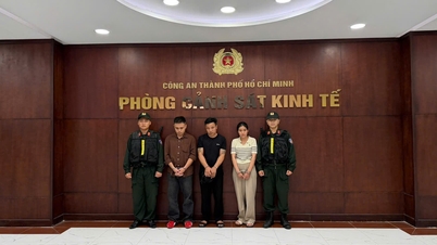 Polisen i Ho Chi Minh City har åtalat tre misstänkta för skatteundandragande på baren Revo.