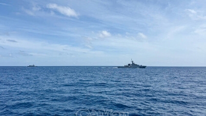 Vietnam and Thailand navies conduct their 53rd joint patrol.
