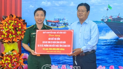 ນຳໃຊ້ກຳລັງແຮງຂອງທົ່ວປວງຊົນທັງຊາດເພື່ອຢືນຢູ່ຄຽງຂ້າງກອງປ້ອງກັນຊາຍແດນໃນພາລະກິດປົກປ້ອງປະເທດຊາດ.
