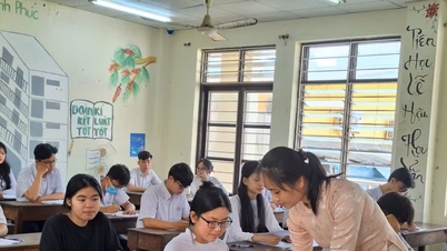 Da Nang sedang mempersiapkan kondisi yang diperlukan untuk menyelenggarakan ujian kelulusan SMA tahun 2026 dengan aman dan serius.