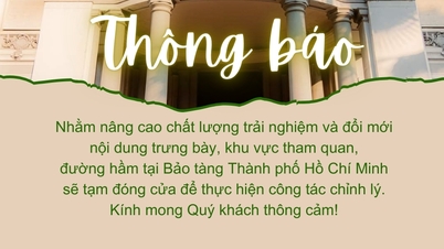 Annuncio relativo ai lavori di ristrutturazione del tunnel del Palazzo Gia Long presso il Museo di Ho Chi Minh City.