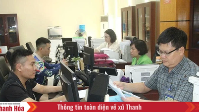 Implementación práctica del modelo de gobierno local de dos niveles en Hac Thanh.