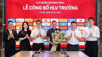 প্রশিক্ষক Chu Đình Nghiêm আনুষ্ঠানিকভাবে Ninh Bình FC এর নতুন প্রধান কোচ হয়েছেন।