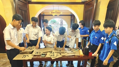 INAUGURAZIONE DELLA MOSTRA "I NOVE TREPPIDI DELLA DINASTIA NGUYEN" COLLEGATA A UN'ESPERIENZA DIGITALE