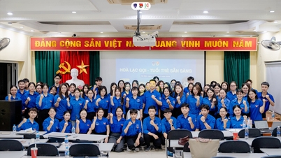Hoa Lac Calls – Youth Ready: The Youth Union of the University of Education organized a meeting with affiliated units ahead of a new journey in Hoa Lac.