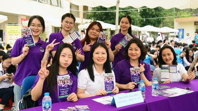 The University of Education is implementing a series of activities to provide admissions counseling and support high school students in orienting their future.