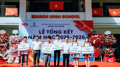 V prvním roce měla Edisonova škola studenty, kteří získali ocenění na úrovni provincie Thai Nguyen.