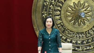 ترأست نائبة رئيسة الجمعية الوطنية، نغوين ثي ثانه، الاجتماع للتحضير لمؤتمر المجلس الوطني للشعب.