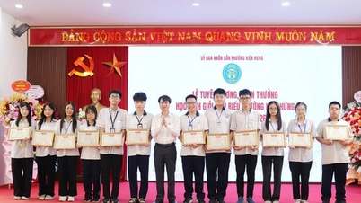 Kien Hung Ward roser 94 fremragende elever.