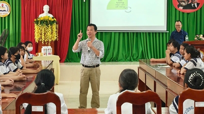 Bảo vệ trẻ em “từ sớm, từ xa”