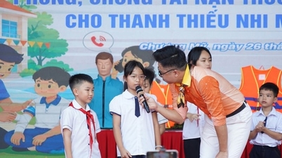 Chuong My Ward organiza durante el verano cursos de formación sobre técnicas de prevención de ahogamientos para niños y adolescentes.