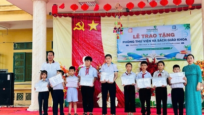 Szeretetterjesztés hanoi diákok önkéntes tevékenységein keresztül.