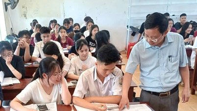Phu Tho ہائی اسکول کے گریجویشن امتحان کے معیار کو بہتر بنانے کے لیے جامع حل نافذ کرتا ہے۔