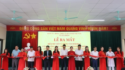 Cerimonia di inaugurazione del modello di biblioteca e centro culturale comunitario nel comune di Yen Phong, provincia di Thai Nguyen.