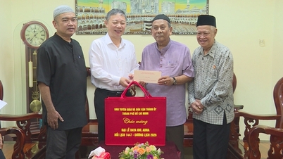 Ledare från Ho Chi Minh-staden besöker och gratulerar med anledning av Raya Idil Adha-festivalen 2026.