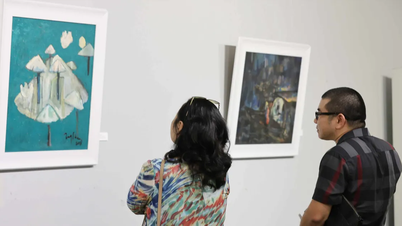 Expoziția prezintă peste 30 de lucrări ale artistei Nguyen Phan.